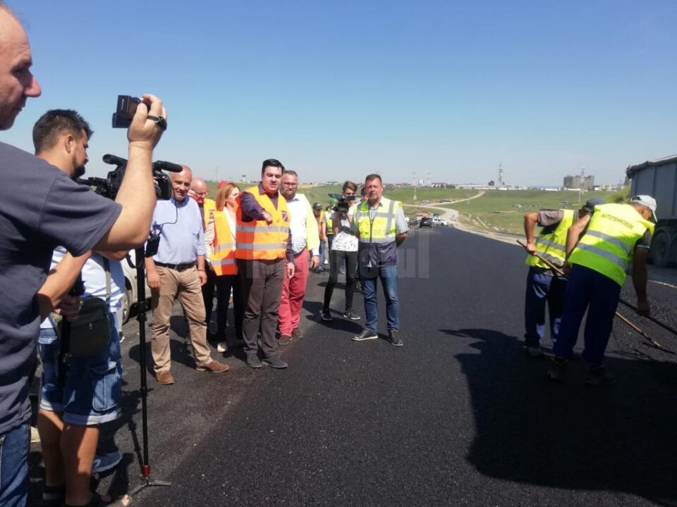 Ministrul Răzvan Cuc la șoseaua de centură a Sucevei