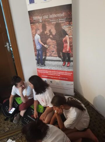 15 adolescente din centre de plasament au participat la tabăra de vară ,,Spune Stop Traficului de Persoane”, ediția a IV-a