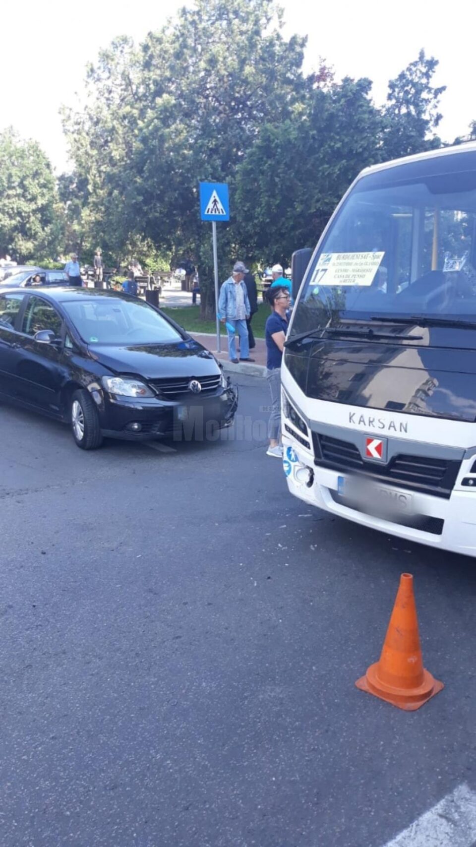 Autobuz electric al TPL, implicat într-un accident în Suceava