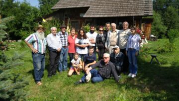 Tabăra de artă plastică „Tiberiu Cosovan”, un centru cultural plin de culoare, emoție, armonie pentru zeci de artiști din țară, însetați de frumos