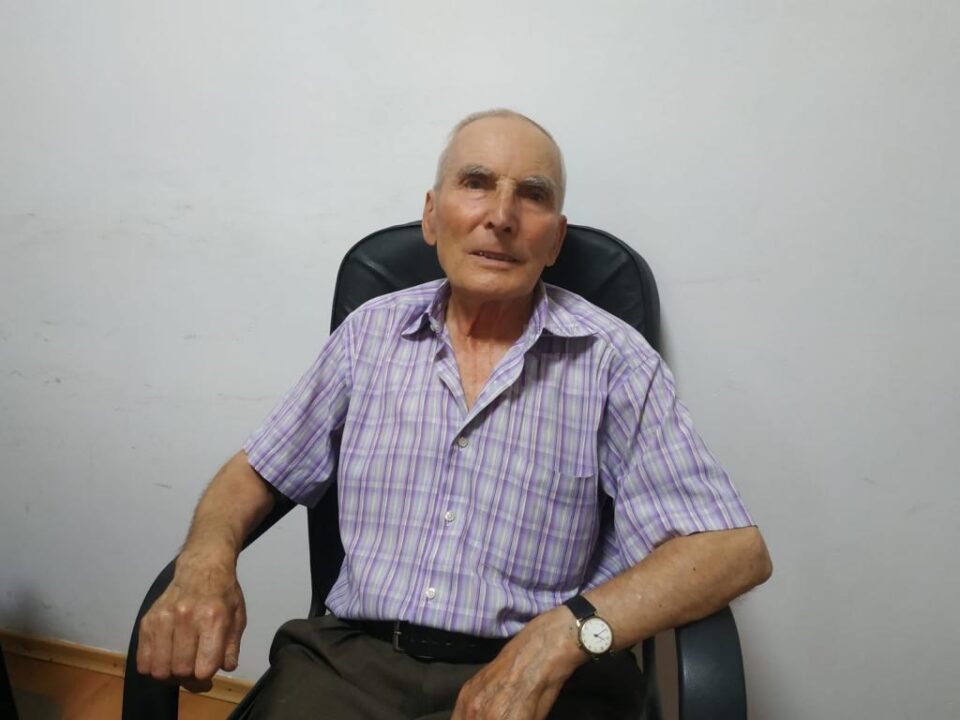 Emilian Croitor: „La export ar trebui livrate numai produse sub formă de mobilier, parchet, placaj sau plăci aglomerate de lemn” Emilian Croitor: „La export ar trebui livrate numai produse sub formă de mobilier, parchet, placaj sau plăci aglomerate de lemn”