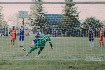 Fotbalistii Somuzului vor reveni pe stadionul Tineretului pe 15 iulie, pentru reluarea pregatirilor. Foto Codrin Anton (FotoSport)