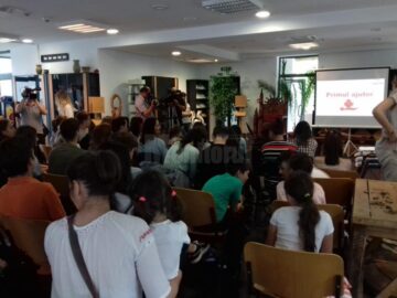 Curs de prim ajutor organizat de Asociația Culturală „Sfântul Mitropolit Dosoftei” și Asociația Tinerilor Ortodocși Suceveni