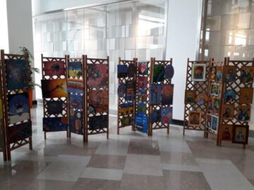 Peste 140 de lucrări, realizate de cei 105 copii aflați în Tabăra de creație „Micii iconari” Adâncata, pot fi admirate la parterul Iulius Mall