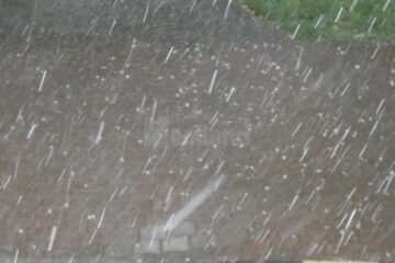 Ploaie cu gheață în Suceava Ploaie cu gheață în Suceava