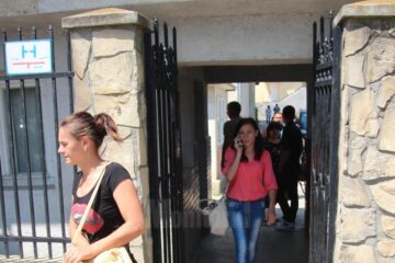 657 de candidați suceveni care vor o carieră la catedră au susținut, miercuri, proba scrisă de la titularizare