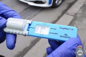 Două testere vor ajunge la polițiștii rutieri și unul la Brigada de Combatere a Crimei Organizate Suceava. Foto: cluj.ro