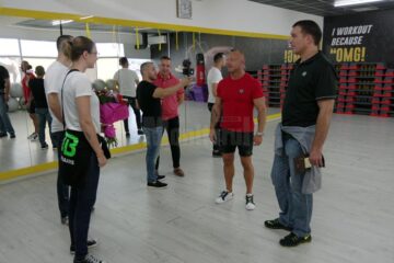 Legendarul luptător Peter Aerts, Ionuț Pitbull Atodiresei și Jorina Baars, oaspeți speciali la un complex sportiv din Suceava