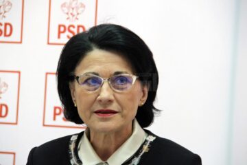 Ministrul Educației, Ecaterina Andronescu