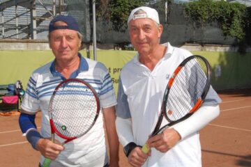 Veteranii Gheorghe Hînganu și Liviu Petrariu