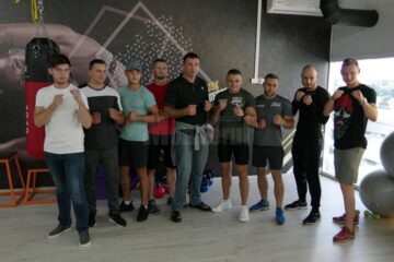 Legendarul luptător Peter Aerts, Ionuț Pitbull Atodiresei și Jorina Baars, oaspeți speciali la un complex sportiv din Suceava