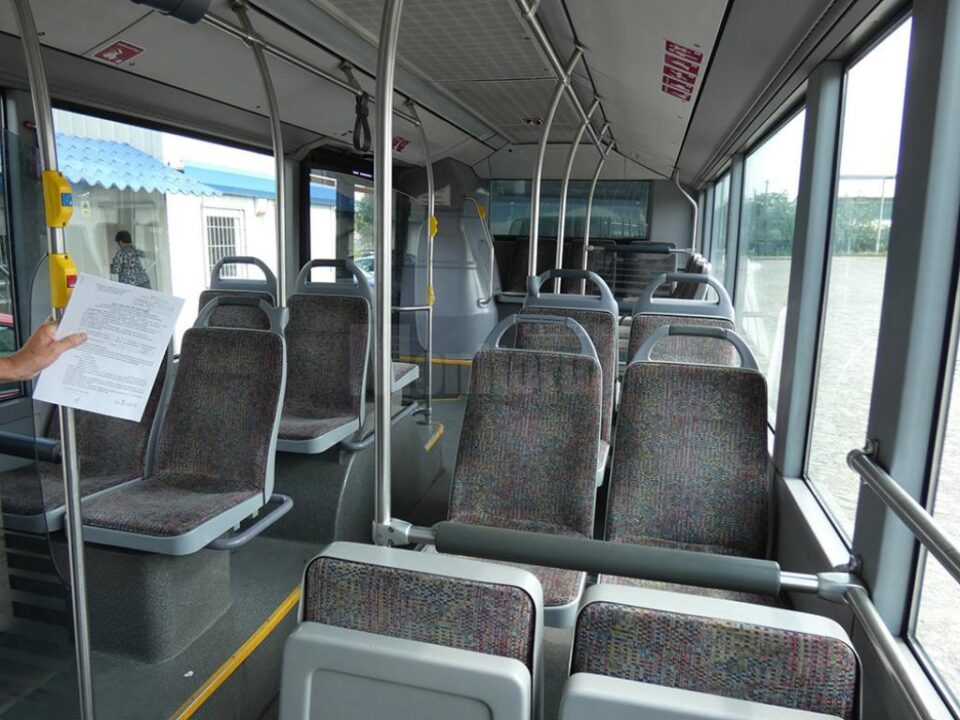 Autobuzele Mercedes achiziționate de la societatea de transport public din Viena, aflate acum în curtea TPL Suceava