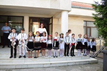 Două zile de evenimente culturale la Cajvana, în cadrul Festivalului folcloric „Din stejar, stejar răsare”, ediția a VIII-a