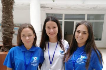 Trei studente de la Litere, premiate pentru traducerea în spaniolă a unui poem eminescian