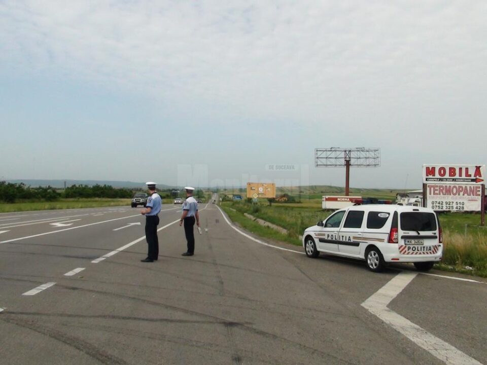 Băiat de 15 ani, prins conducând o mașină