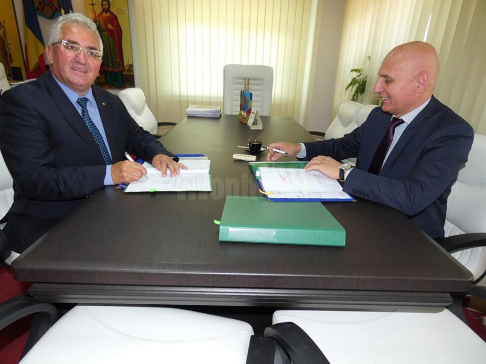 Contract de finanțări europene de 25 de milioane de euro, semnat luni de primarul Sucevei