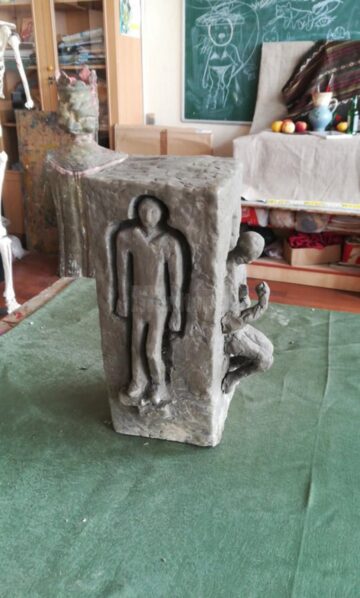 Concursul de proiecte pentru un monument în memoria deportării evreilor din Bucovina a fost câștigat de eleva Daniela Abramiuc, de la Colegiul de Artă