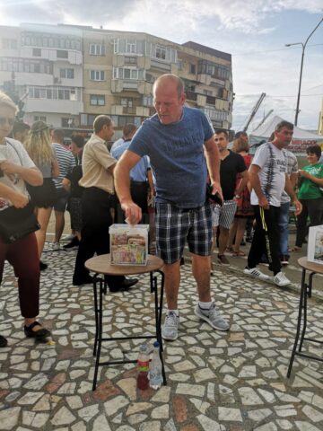 Peste 18.000 de euro, adunați în urma campaniilor umanitare organizate pentru Eliza, fetița din Fălticeni diagnosticată cu leucemie