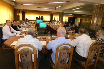 Noul regulament de funcționare a parcărilor cu plată din Suceava a fost aprobat în ședința de Consiliu Local de joi