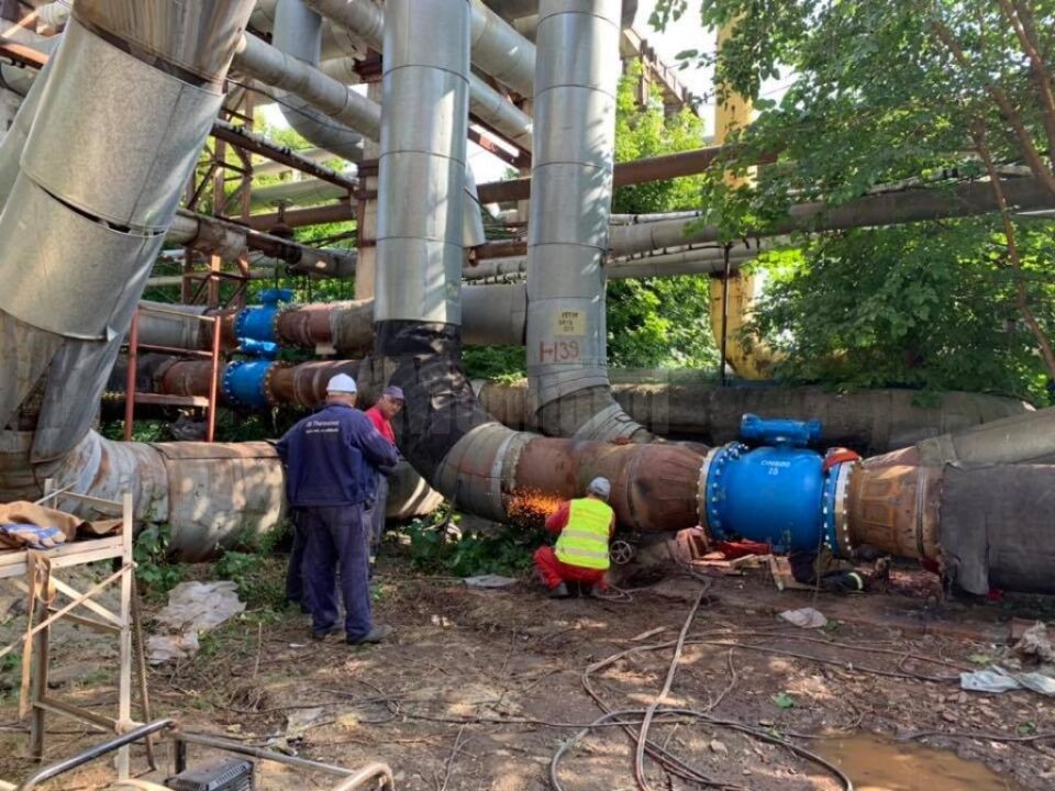 Revizia de vară la sistemul de termoficare a fost finalizată, fiind luate măsuri pentru scurtarea timpilor de intervenție în caz de avarii Revizia de vară la sistemul de termoficare a fost finalizată, fiind luate măsuri pentru scurtarea timpilor de intervenție în caz de avarii