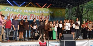 Fantazia - Rock din Arad a câștigat trofeul Festivalului „Muzritm”
