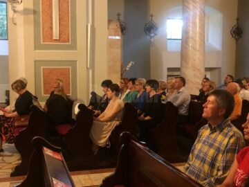 Soprana Simona Mihai, violonistul George Zacharias și pianistul Spyros Souladakis, concert de excepție, sâmbătă, la Biserica Romano-Catolică Suceava