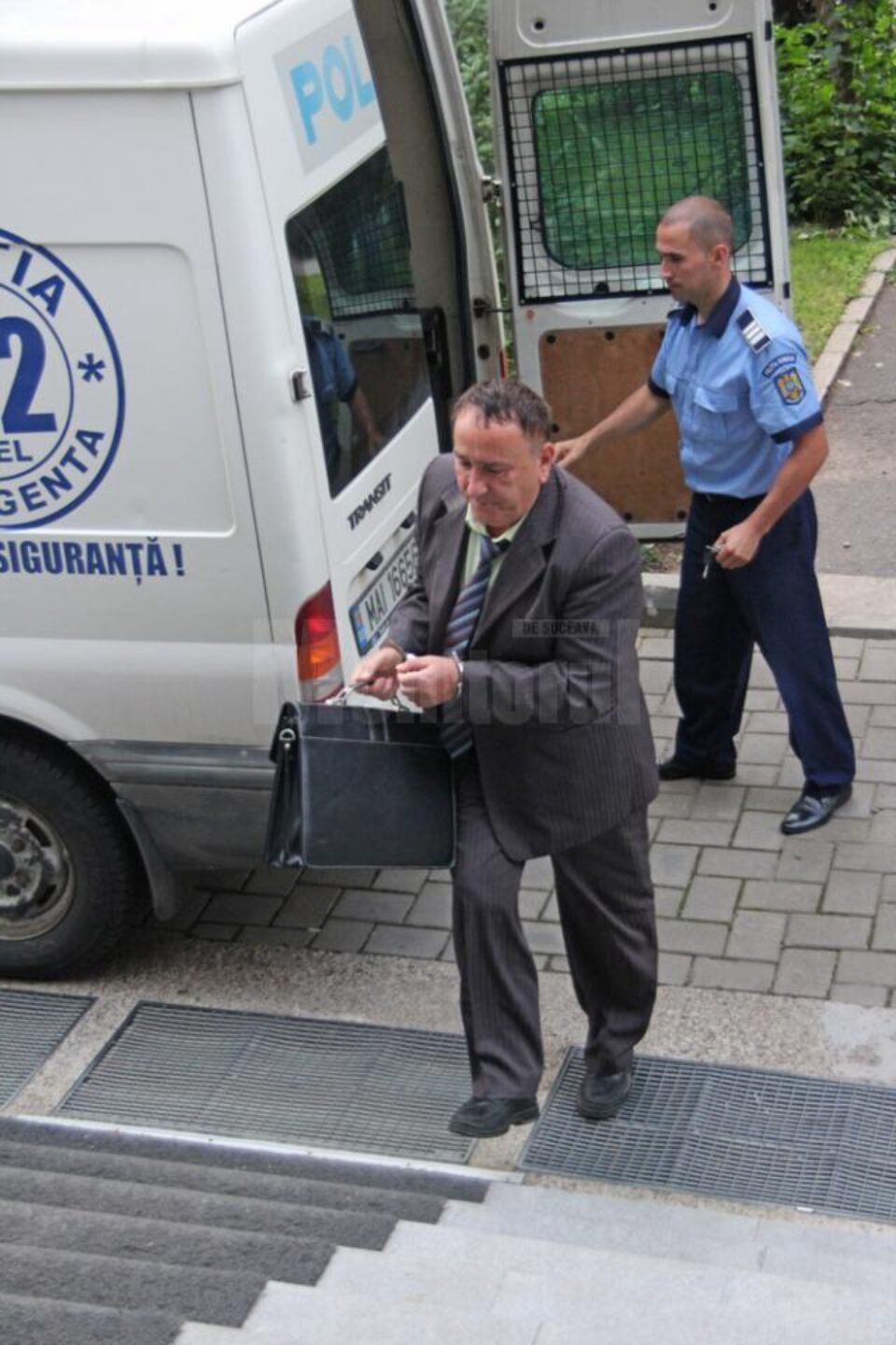 Pompiliu Bota, fondatorul barourilor paralele