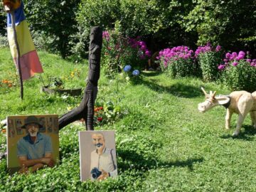 „Lingura boierului”, „lada bucovineană” și tablouri fantastice, create în Poiana Dacilor, la cea de-a 15-a ediție a taberei meșterilor populari și pictorilor naivi