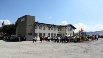 Grădiniță modernă, inaugurată la Poiana Stampei