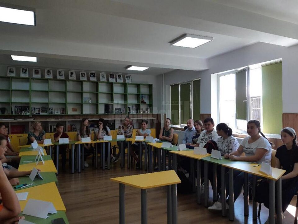 Cu elevii de la Dumbrăveni, despre ce înseamnă să fii jurnalist