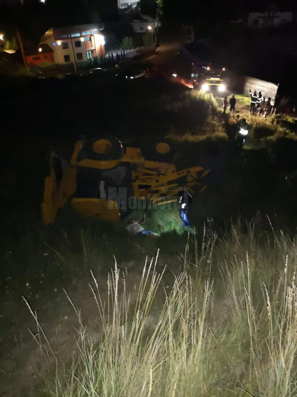 Barbatul a fost gasit fara suflare, in apropierea utilajului rasturnat Barbatul a fost gasit fara suflare, in apropierea utilajului rasturnat