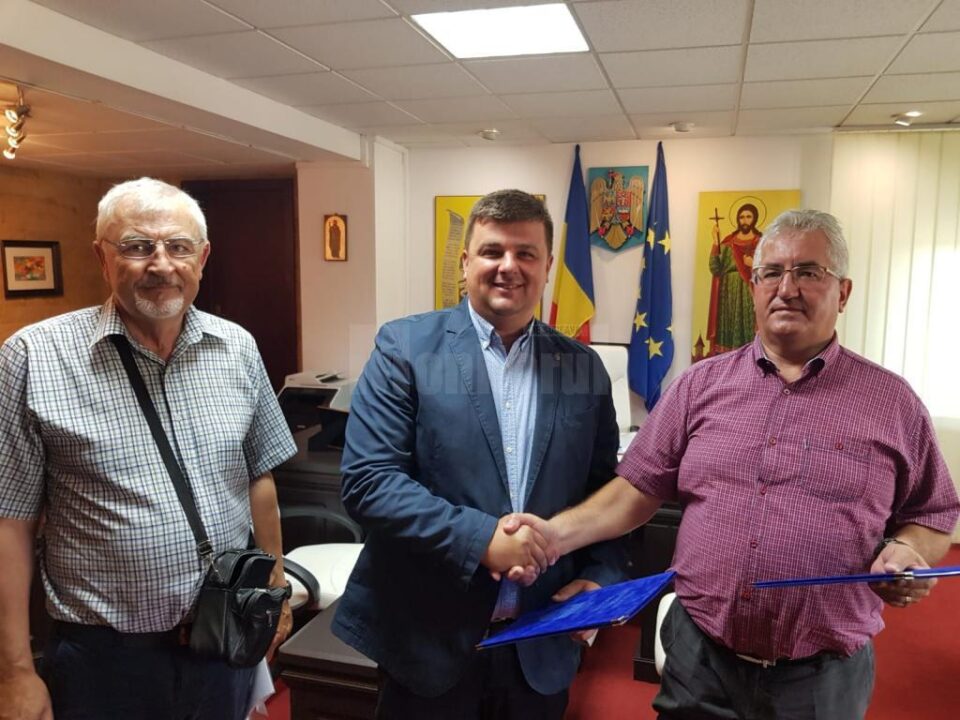 Semnarea contractului de execuție a Centrului Multifuncțional-Arta Ițcani