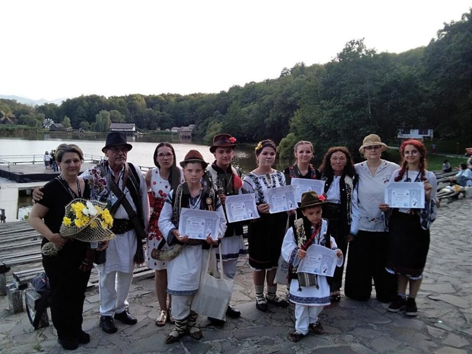Tineri meșteșugari suceveni, premiați la Olimpiada meșteșugurilor artistice tradiționale, ediția a XXIV-a, la Sibiu