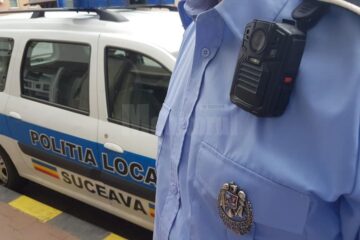 Camera video corporală face acum parte din dotarea patrulelor Poliției Locale Suceava