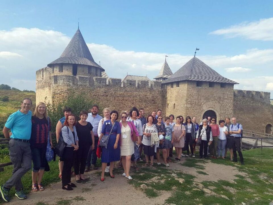 AmbasaDOR DE BUCOVINA - un proiect care a mobilizat dorul de țară