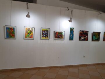 Expoziția personală „Simbioze” a pictoriței Carmen Laura Ohmt, la Rădăuți
