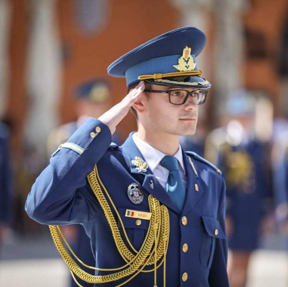 Bogdan Ileșoi, șef de promoție la specializarea Aviație nenaviganți la Academia Forțelor Aeriene „Henri Coandă”. Foto: Bogdan Aaron PANTILIMON