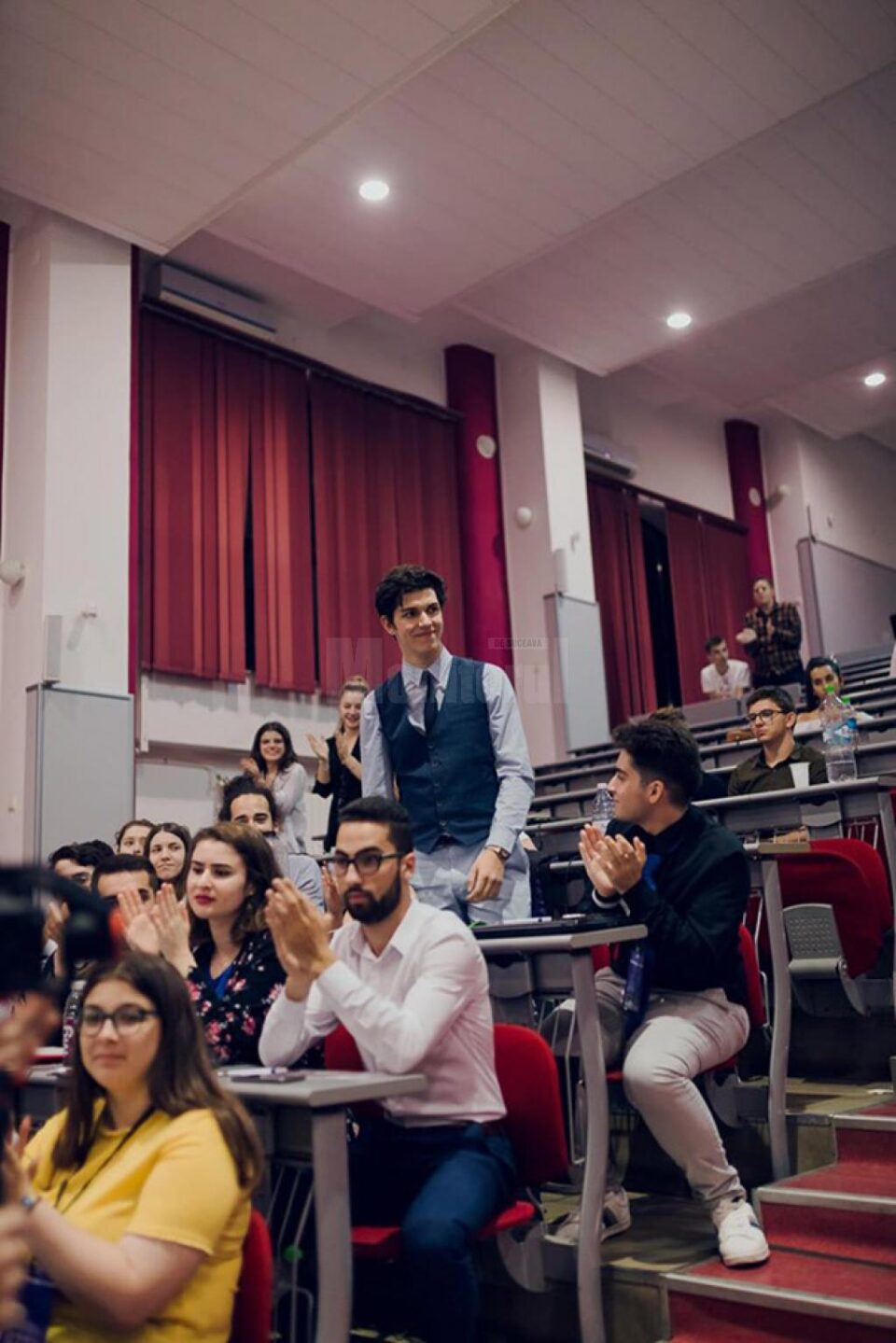 Ștefanistul Rafael Barac Bologa, în conducerea consiliului reprezentativ al elevilor din România