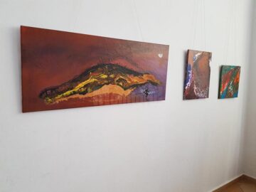 Expoziția personală „Simbioze” a pictoriței Carmen Laura Ohmt, la Rădăuți