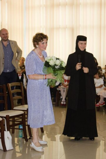 Violonistul Alexandru Tomescu a vizitat recent Așezământul de copii ,,Sf. Ierarh Leontie” din Rădăuți