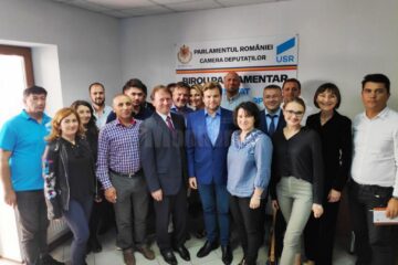Deputatul USR Daniel Popescu și-a inaugurat cabinetul parlamentar din Chișinău