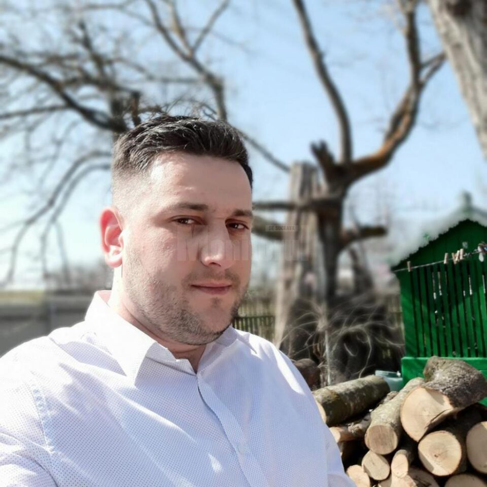 Agentul principal Ionuț Andrei Aursulesei s-a împușcat în cap luni seara, în mașina sa, cu pistolul din dotare Agentul principal Ionuț Andrei Aursulesei s-a împușcat în cap luni seara, în mașina sa, cu pistolul din dotare