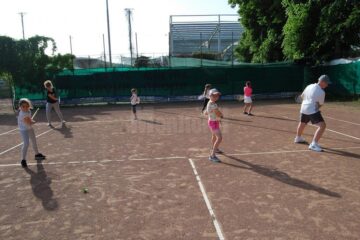 Ședință de pregătire cu copiii la clubul Select