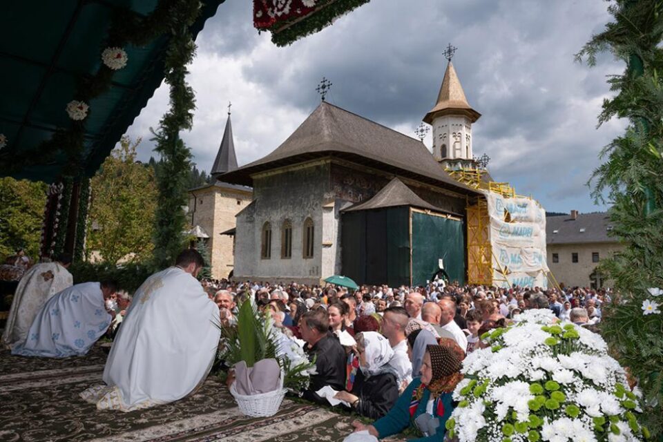 Liturghie arhierească la hramul Mănăstirii Sucevița. Foto: Petru Palamar