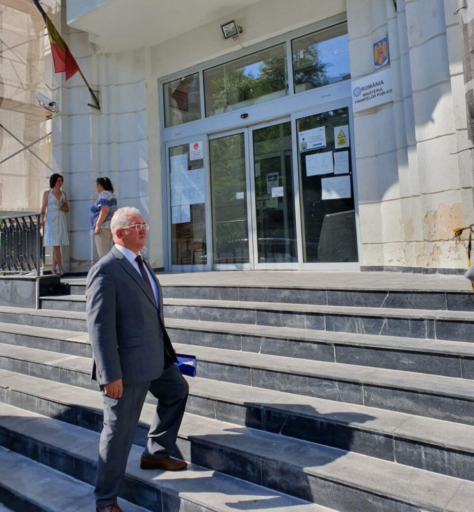 Primarul Ion Lungu a fost joi la Ministerul Finanțelor, pentru a discuta despre investițiile demarate in Suceava