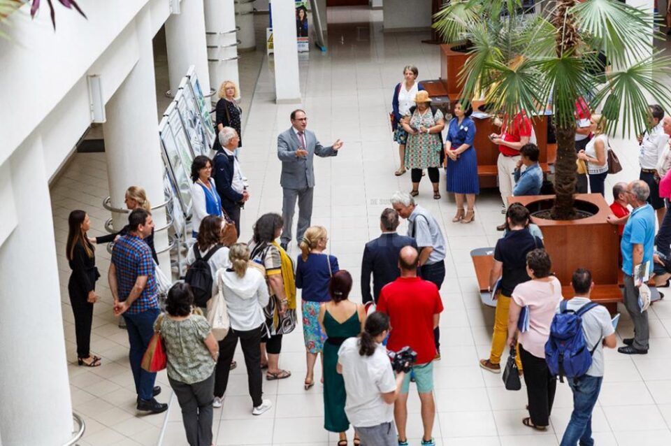 Turul Universității – Atrium, Corp E