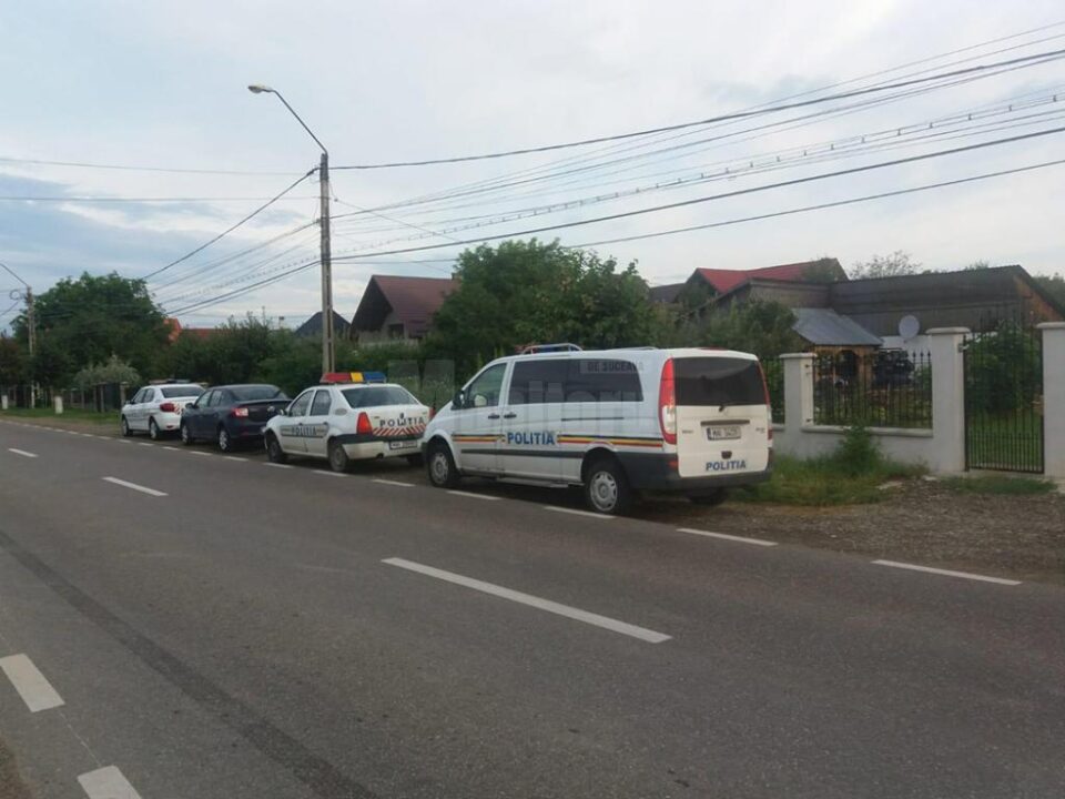 Perchezițiile de la Vicov, de unde au fost ridicați suspecții de furt