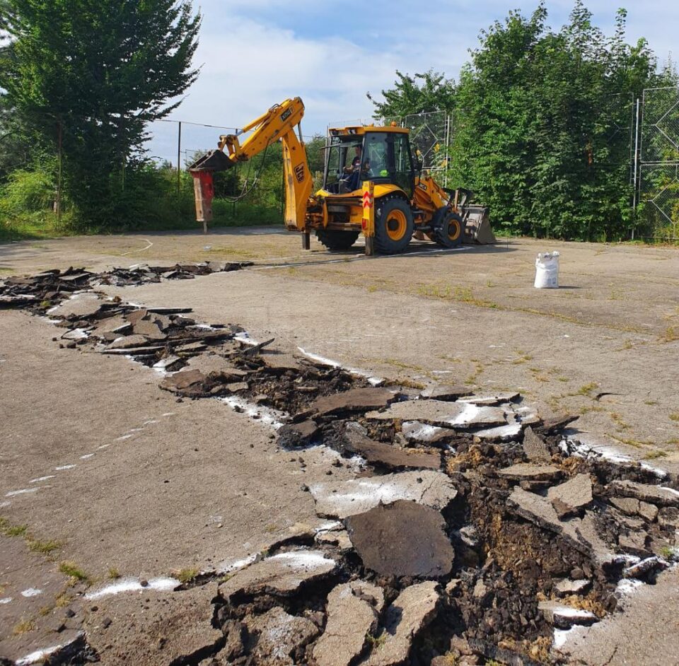 Demararea lucrarilor la noua gradinita, din curtea Școlii nr. 6
