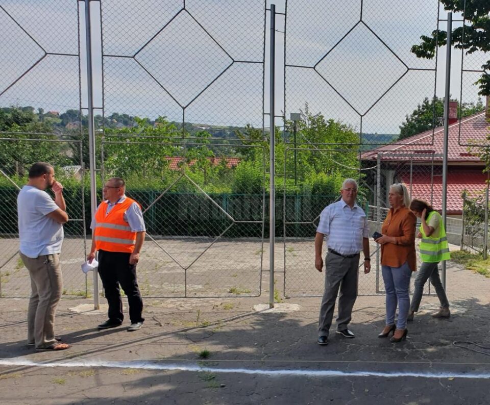 Primarul Sucevei, Ion Lungu, prezent la demararea lucrarilor de realizare a noii gradinite, din Burdujeni Sat 2