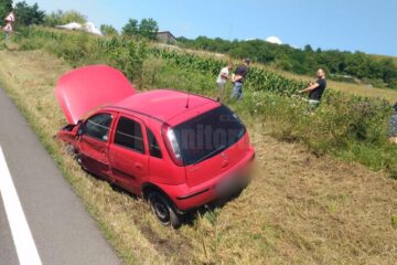 Una dintre masini a fost proiectata in sant